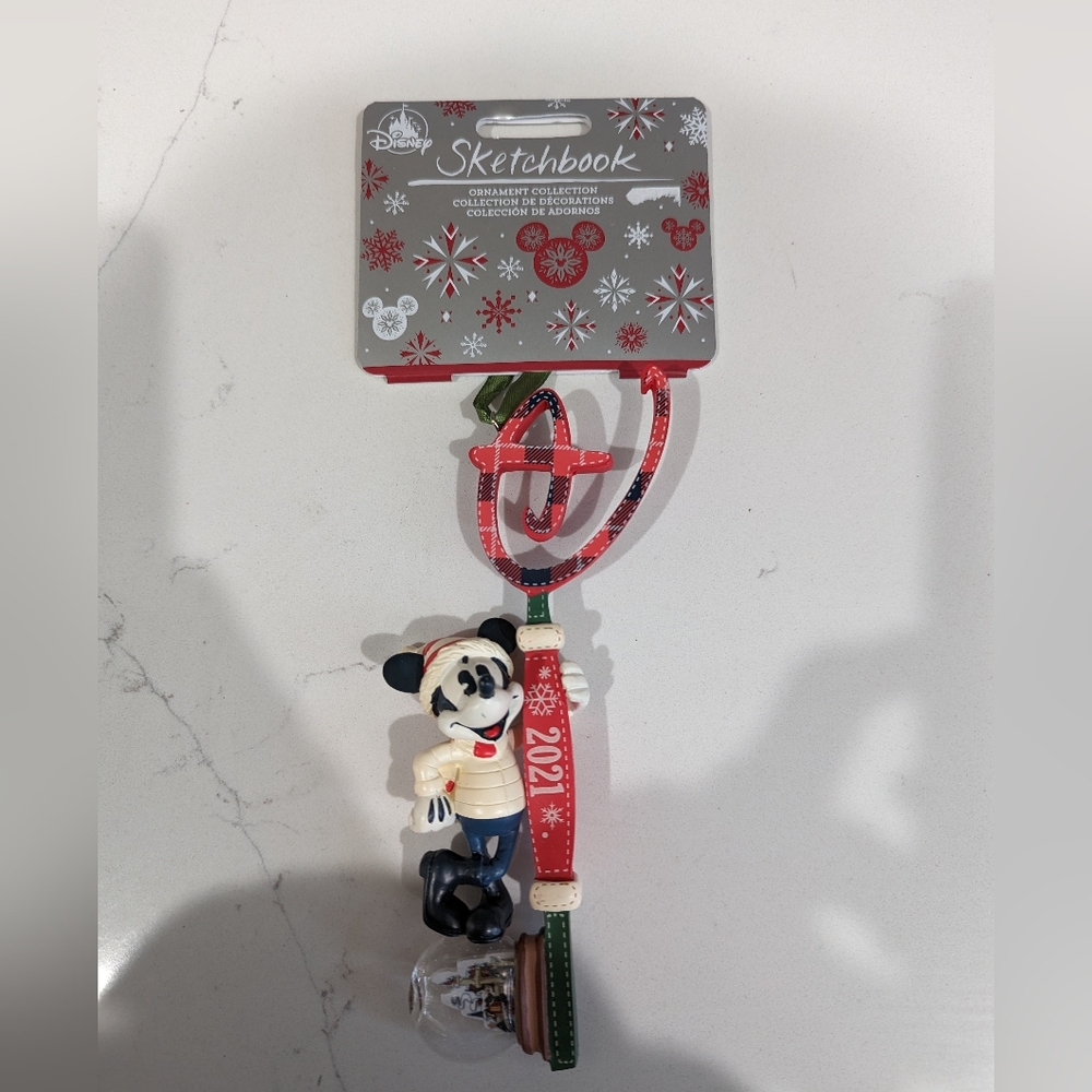 New 2021 DISNEY SKETCHBOOK Ornament - MICKEY MOUSE HOLIDAY KEY
